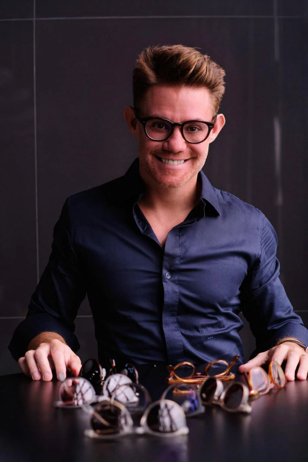 Tailor Media assume condução da mídia regional das Óticas Carol, que possui mais de 1,4 mil lojas no País