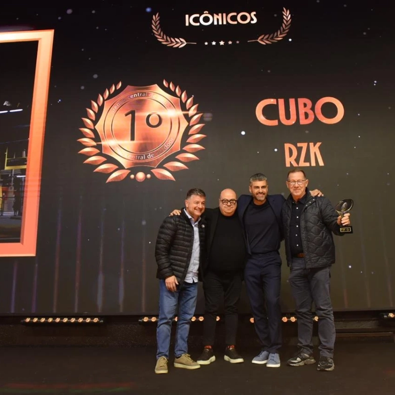 RZK recebe ouro com o projeto “Cubo”, na categoria Icônicos