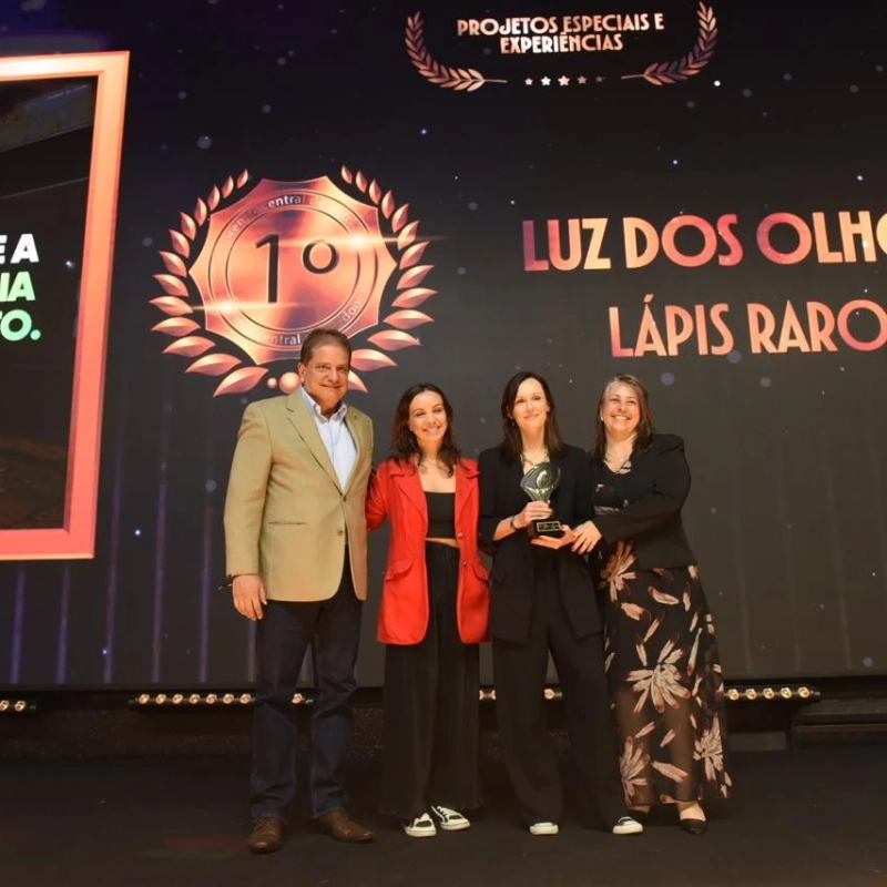 Lápis Raro recebe ouro com a campanha “Luz dos Olhos”, na categoria Projetos Especiais e Experiências